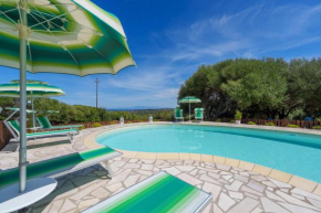 Casa Mirto con piscina e vista mare Aglientu